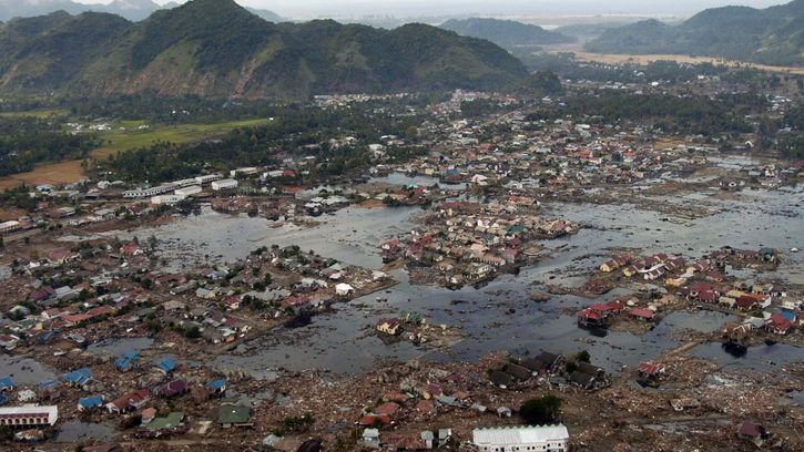 Aceh, Indonesia: tsunami aftermath