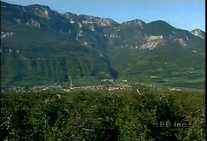Learn how the mild climate of the Alps near Bolzano is conducive to vineyards and fruit orchards