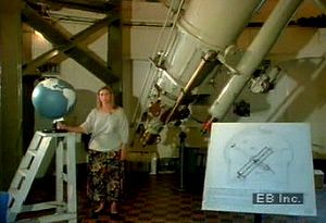 Investigate the global importance served by the Royal Greenwich Observatory and how its location was chosen