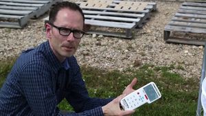 Hear about the development of glass paint made of silica that bounces light off metal surfaces to keep them cool