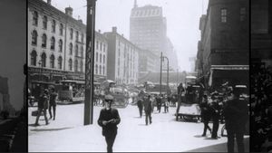 Know how the Chicago Board of Trade influenced the city's industries' and uplifted the entrepreneurial spirit