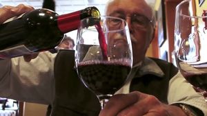 Know about good and bad cholesterol and how moderate alcohol consumption can lower heart disease