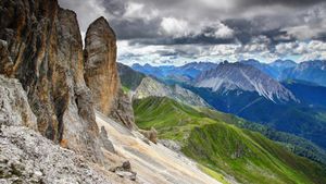 Experience the scenic beauty and learn about the underlying history of the Carnic high alpine trail along the Austrian-Italian border