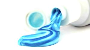 Know why toothpaste transforms the taste of certain foods